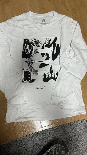 evisen skateboards 롱T