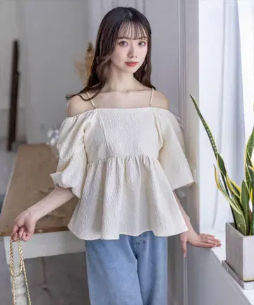 clear 후쿠레 자카드 오프숄더 블라우스 [CL8340]