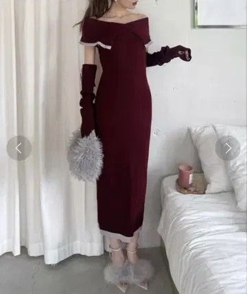 ROYAL PARTY 암워머 부착 배색 케이프 타이트 롱 원피스