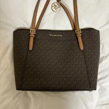 MICHAEL KORS 모노그램 토트백