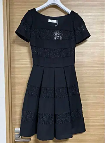 정가 12만 블루걸 blu girl 원피스 무릎 기장 반팔 원피스