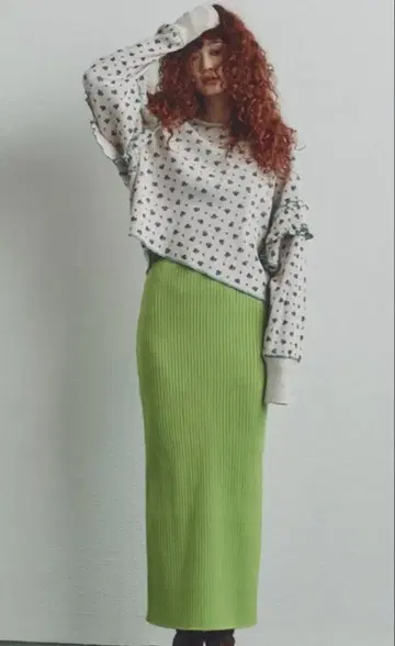 ROSE BUD mag.by c 로즈 프린트 서멀 상의