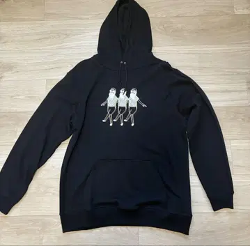 FUN for modemdesign 블랙 후드티 아저씨