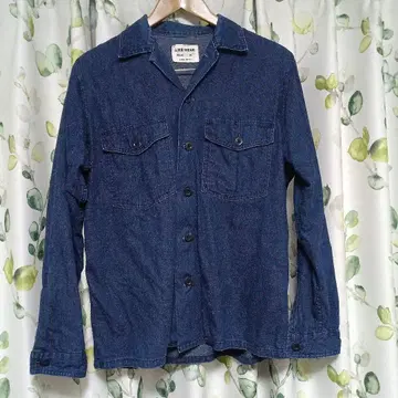 LIKE WEAR 릴랙스핏 데님 셔츠 38