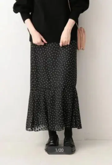 이에나 도트 자카드 스커트