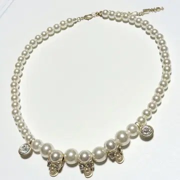 펄 스컬 목걸이