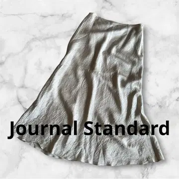 저널 스탠다드/새틴 주름 가공/아이보리 플레어 스커트/사이즈 38