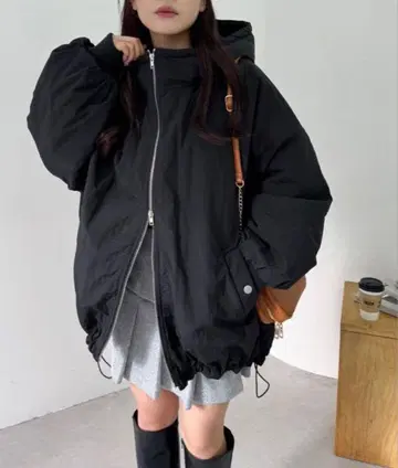 NICE CLAUP 몬스터 후드티 오버 사이즈 블루종 블랙