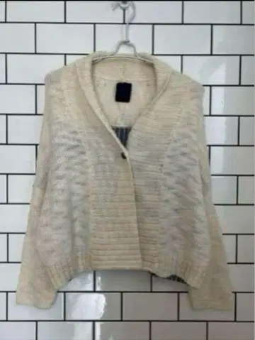 [ ichi ] 새상품급 절개 돌먼 슬리브 가디건!