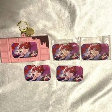 앙스타 아케호시 스바루 캔뱃지