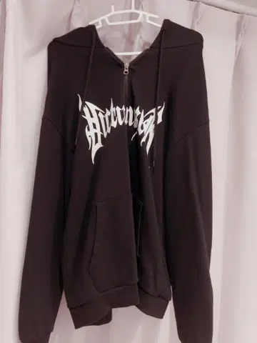 볼칸 & 아프로다이티 LOGO ZIP 후드티 블랙