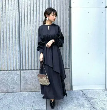 BULGE SHOULDER DRESS ameri vintage