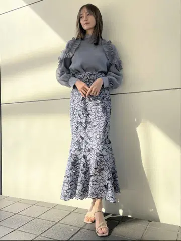SNIDEL 커팅 레이스 머메이드 스커트