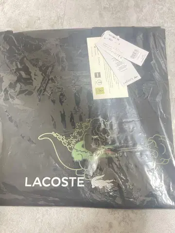 LACOSTE 고질라 T셔츠 블랙
