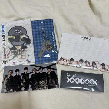 SixTONES 굿즈 묶음 판매