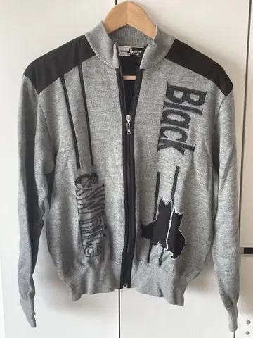 Black & White M 사이즈 풀 집업 스웨터