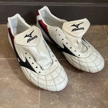 Mizuno 축구화 화이트/블랙/레드