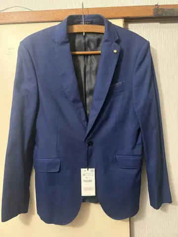 ZARA 파란색 테일러드 자켓 브로치 포함