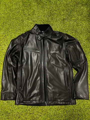 새상품급 mont-bell 블랙 가죽 자켓 M 사이즈