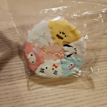 스퀴즈 찰칵 산리오 케이크