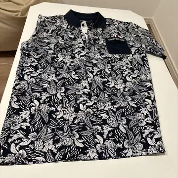 새상품급 TOMMY HILFIGER 꽃무늬 피케 셔츠 LL 골프웨어