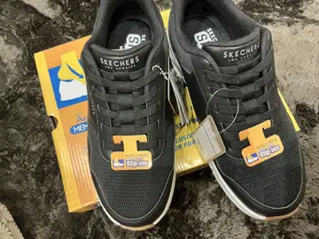[ 새상품 ] SKECHERS 슬립인 BK3372 스니커즈 블랙 26