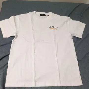 XLARGE 화이트 T셔츠 M 사이즈