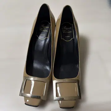 Roger Vivier 베이지 하이힐 펌프스 36 컨디션 최상