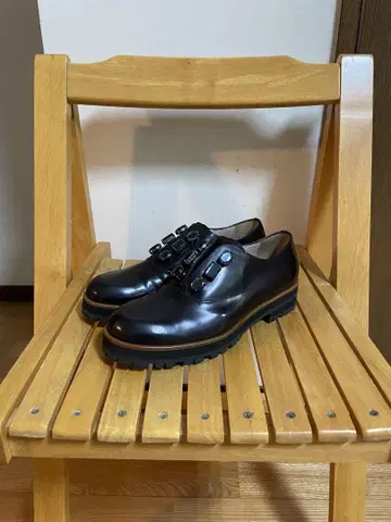 Pertini 가죽 로퍼 버튼 포함