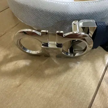 Salvatore Ferragamo 화이트 벨트