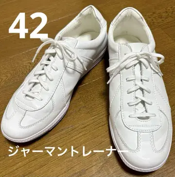 새상품급 저먼 트레이너 가죽 스니커즈 42 사이즈