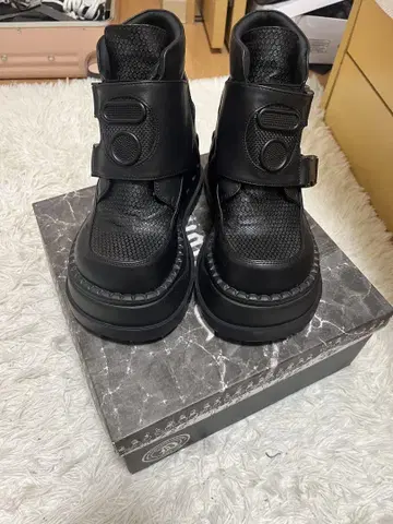 demonia 통굽 부츠 23.5cm