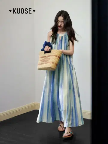 KUOSE 홀터넥 드레스