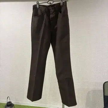 랭글러 런처 브라운