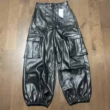 BEAMS 팬츠 새상품