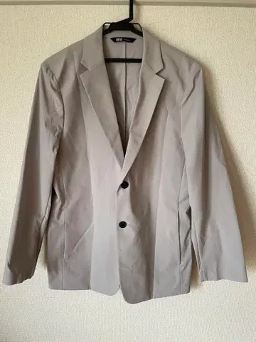 UNIQLO x Theory 그레이 테일러드 자켓