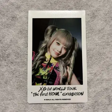 XG 엑시비션 폴라로이드 HINATA