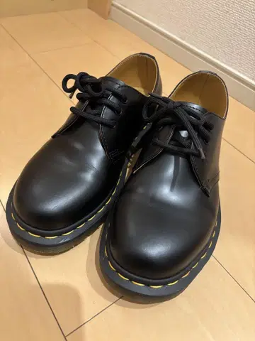 닥터마틴 23~23.5