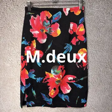 M.deux 타이트 스커트 보타니컬 디자인 꽃무늬 일본제 블랙