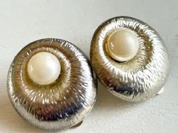 골동품 실버 컬러 1알 고급스럽고 개성 있는 vintage 귀찌