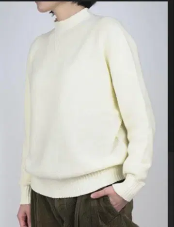 주말 한정 가격 새상품급 완판 humming bird 홀가먼트 니트