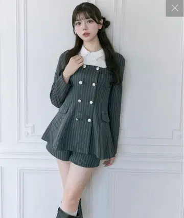 클래시컬 프릴 칼라 자켓 팬츠 차콜 그레이