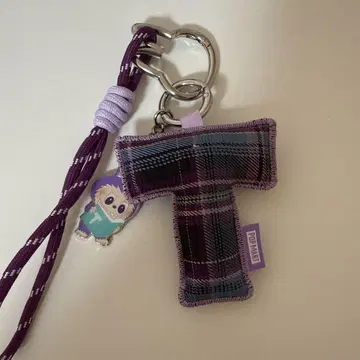 러브브 LABUBU PIN FOR LOVE 알파벳 펜던트