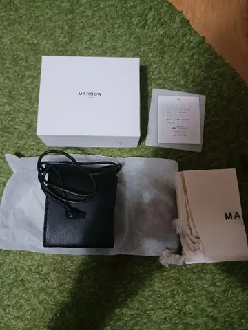 MARROW STRING PURRSE 블랙