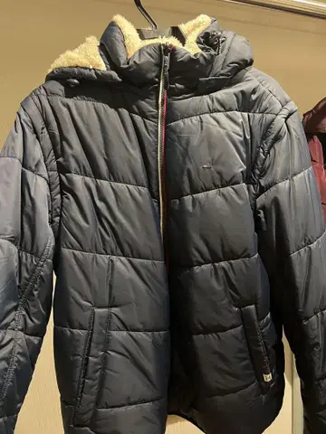 타미힐피거 네이비 후드 부착 리버서블 보아 자켓