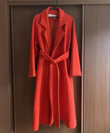 르쉘블루 빅 칼라 코트 빨간색