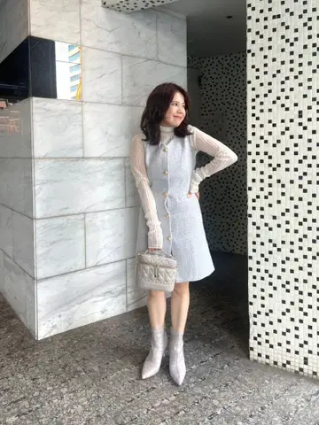새상품 RANDA 미세 라메 트위드 미니 원피스 베스트
