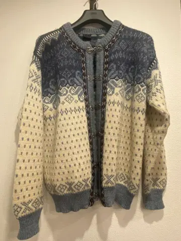 티롤리안 니트 티롤리안 노르딕 vintage 니트 파랑 x 화이트