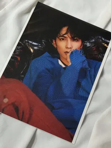 시손 준 A4 브로마이드