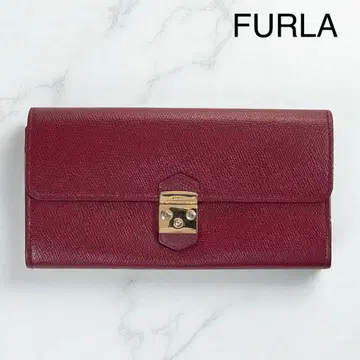 새상품급 FURLA 훌라 골드 금장 장식이 포인트인 장지갑 체리